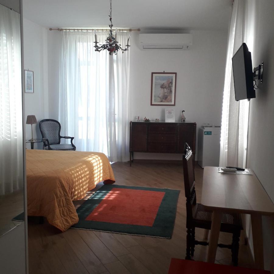 B&B Villa Ocsia Сан-Джорджо-а-Кремано Екстер'єр фото