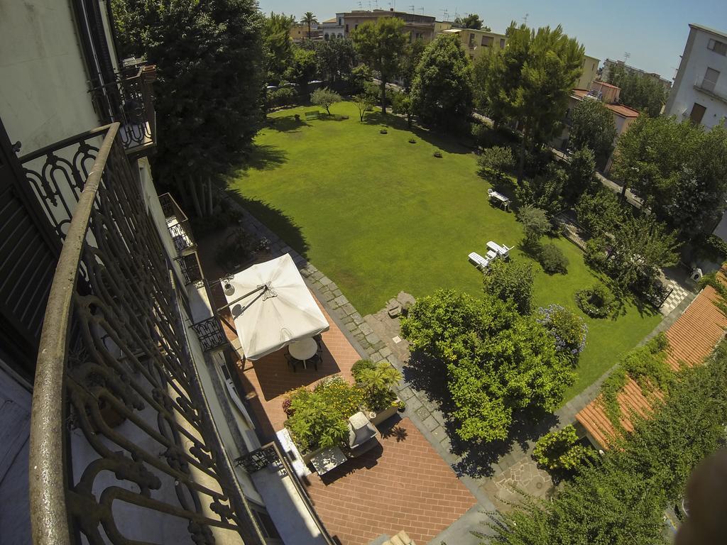 B&B Villa Ocsia Сан-Джорджо-а-Кремано Екстер'єр фото